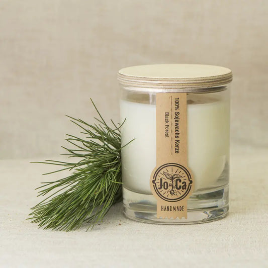 Sojawachs Kerze Black Forest mit tannenzweig